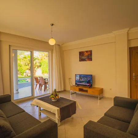 Hanel Life Royale 11 With Private Pool フェティエ