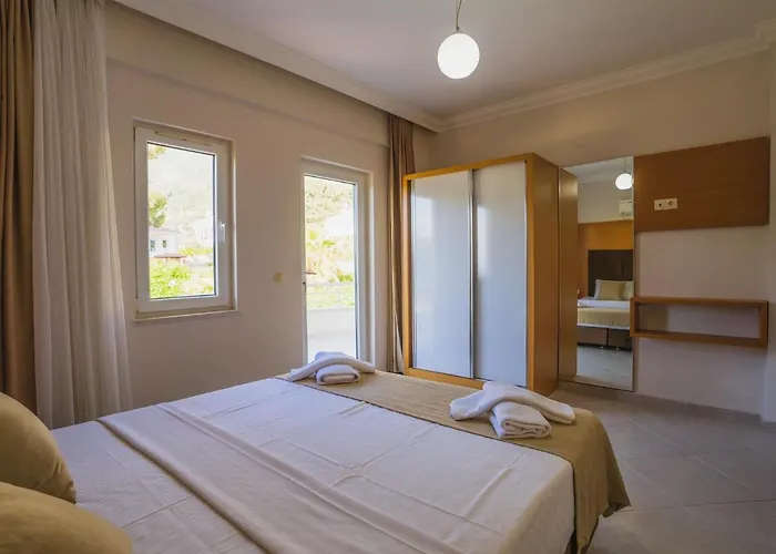 Hanel Life Royale 11 With Private Pool