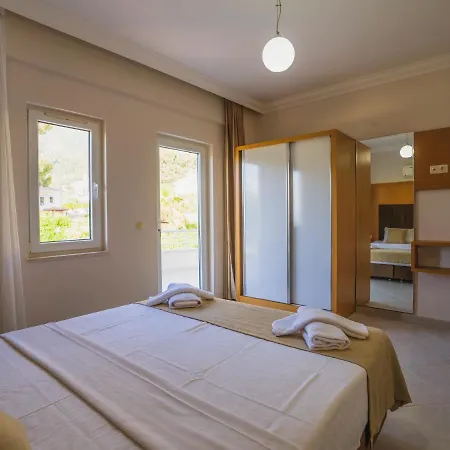 Hanel Life Royale 11 With Private Pool