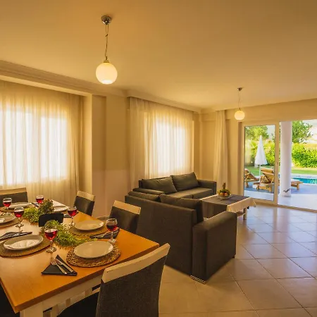 Villa Hanel Life Royale 11 With Private Pool